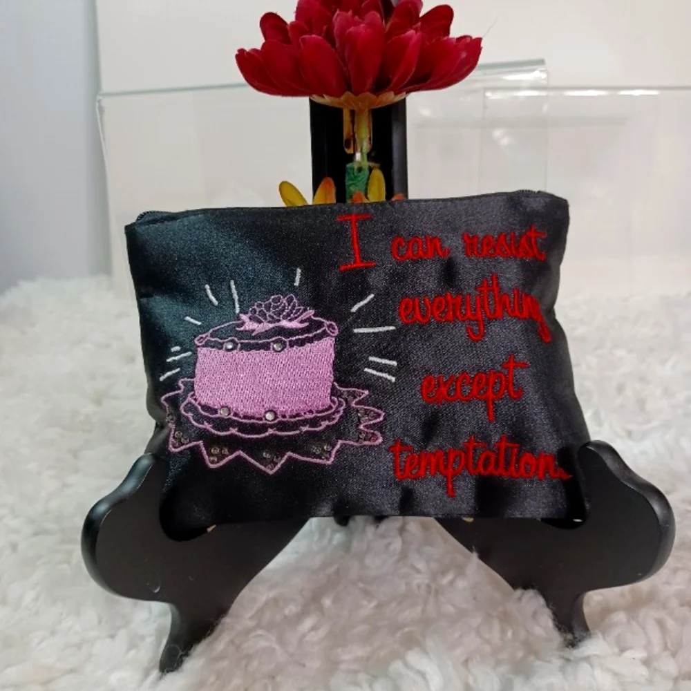 Two's Company Small Pouch, Black/ Red/ Multi colors